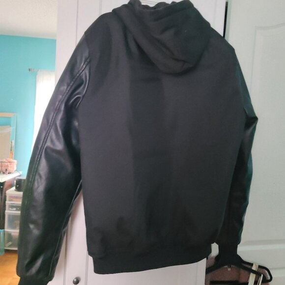 Men's Black Faux Vegan Leather Hooded Streetwear Bomber Jacket Small - Picture 9 of 15